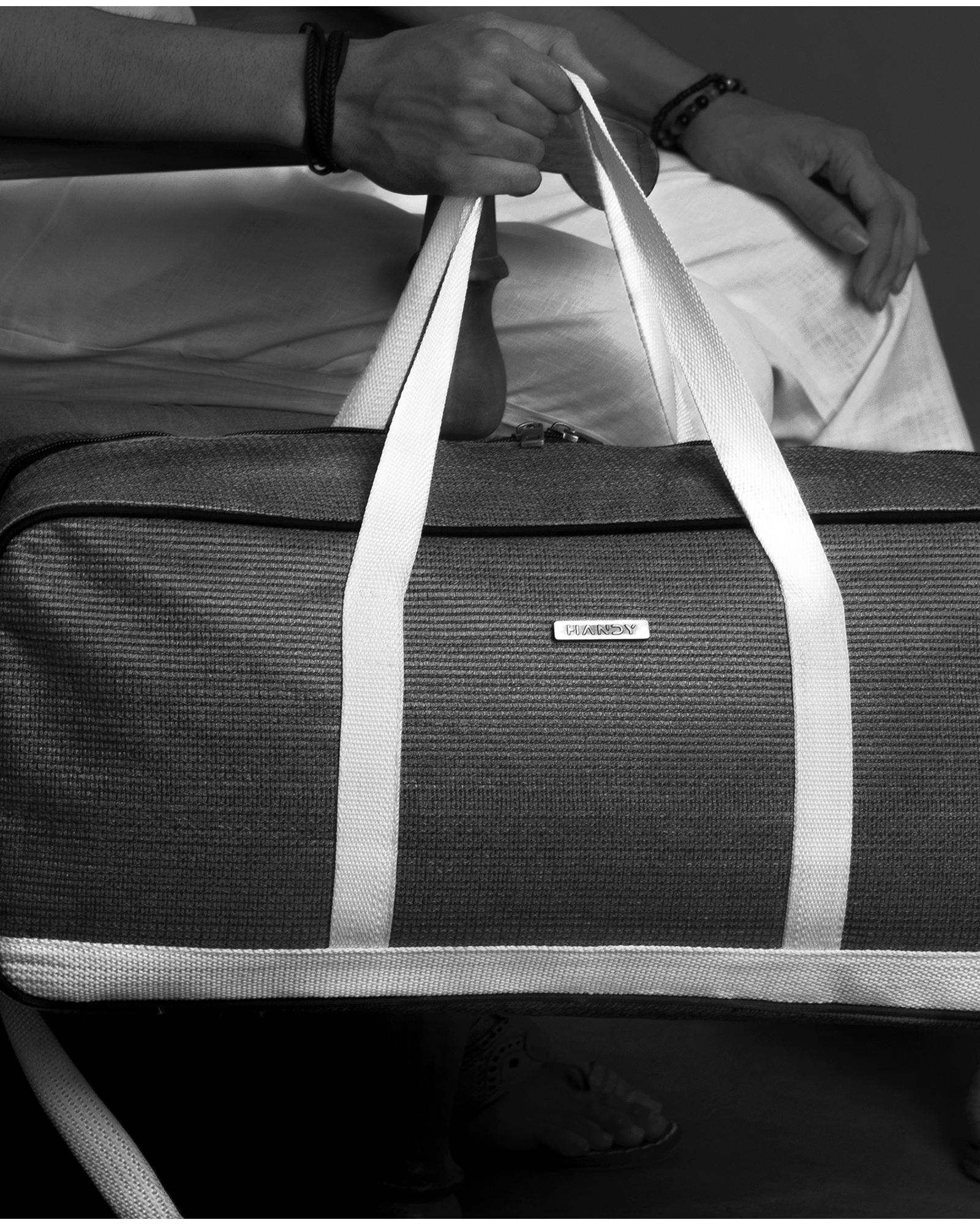Structured Duffle Bag (ye + br)