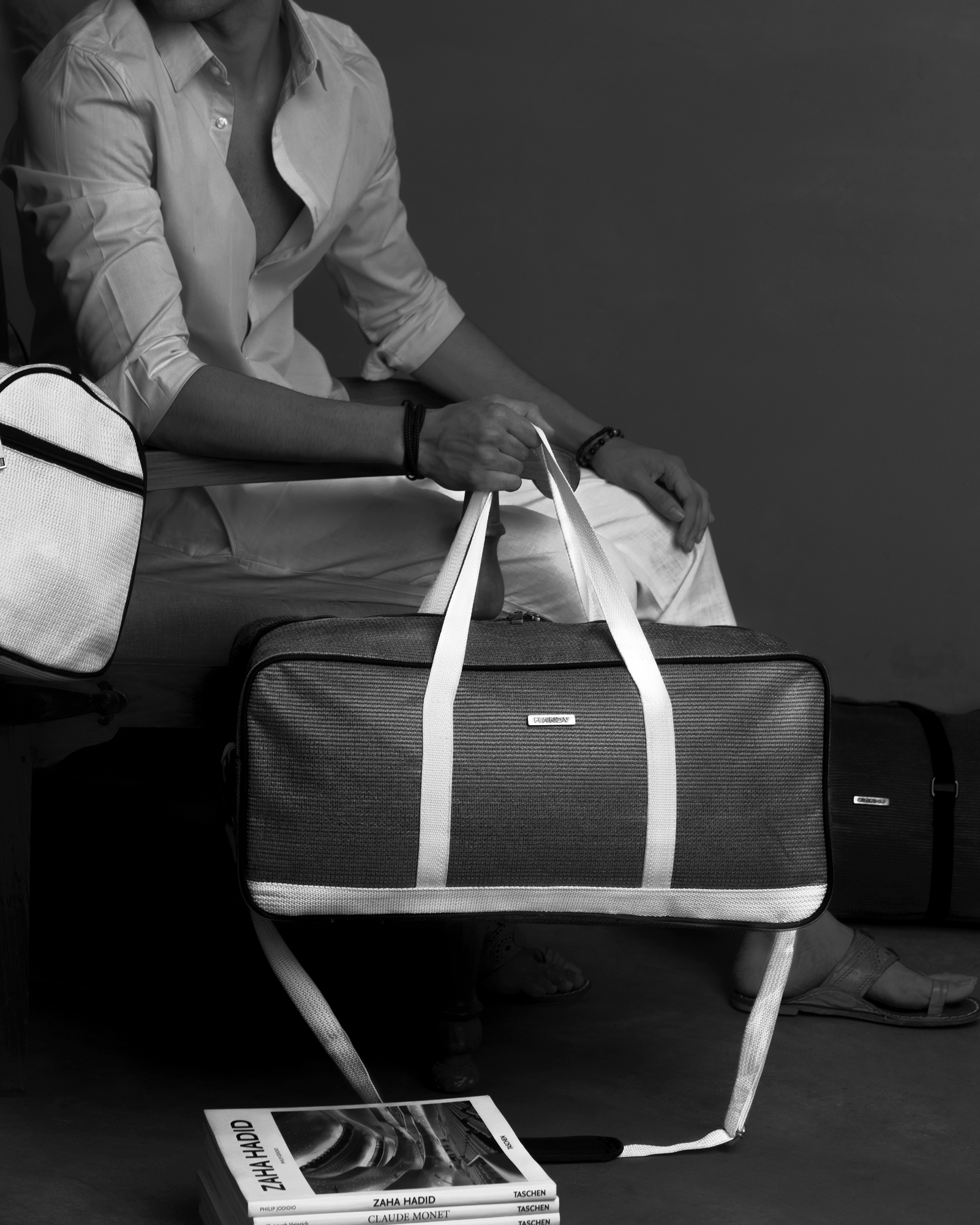 Structured Duffle Bag (ye + br)