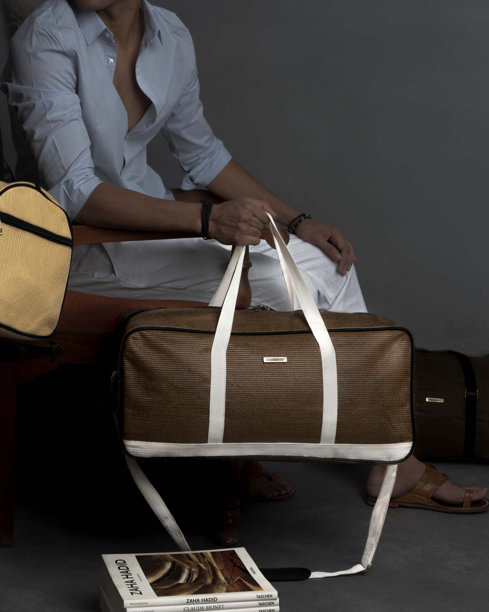 Structured Duffle Bag (ye + br)