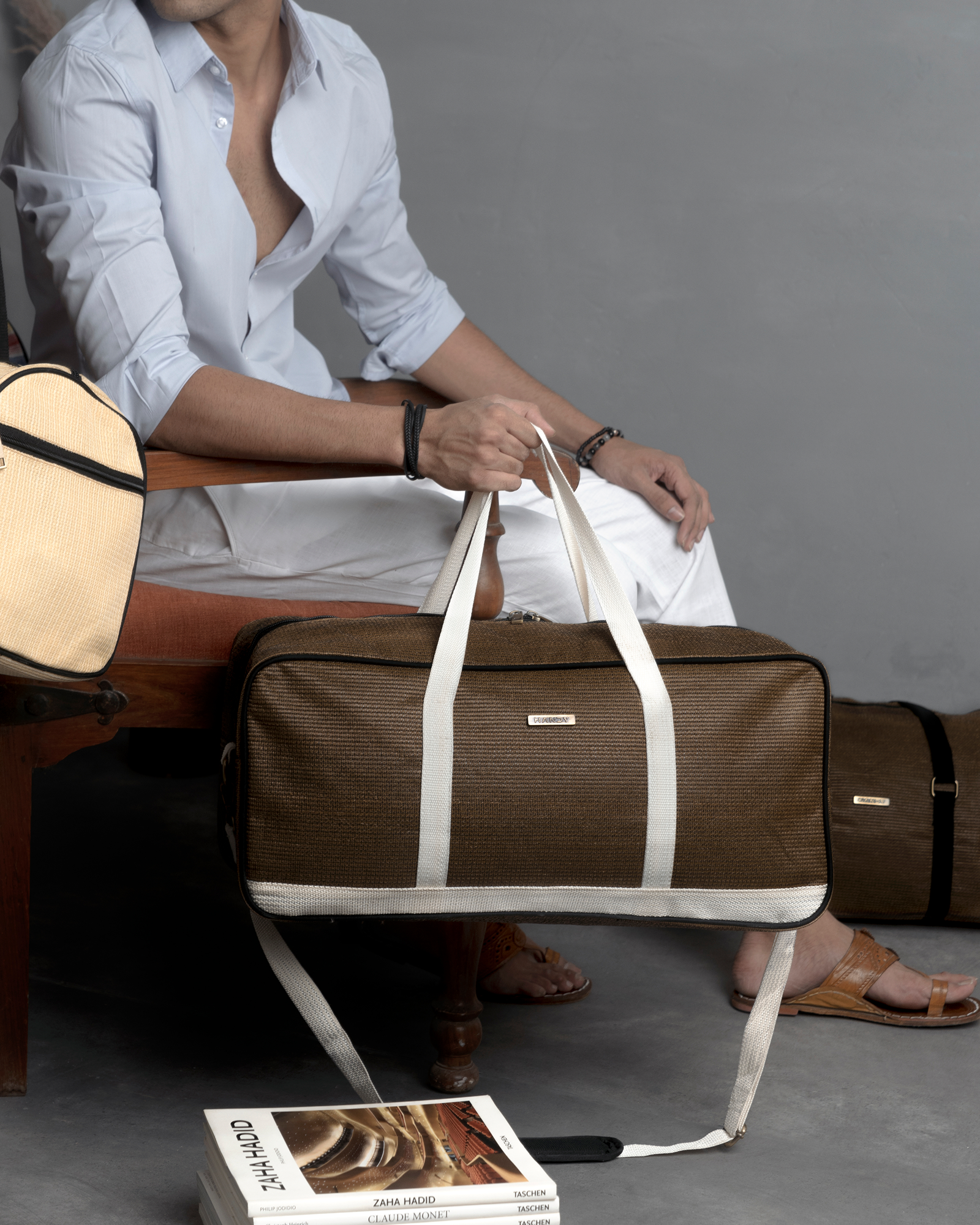 Structured Duffle Bag (ye + br)